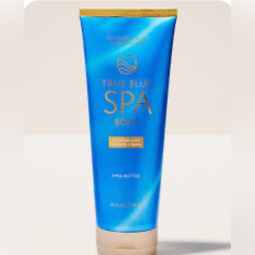 Price FIRM New Bath & Body Works True Blue Spa Moisturizing Shower Cream
